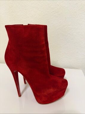Christian Louboutin Women's Red Suede Ankle Boots - Sleek Pointed Toe 39.5 EU